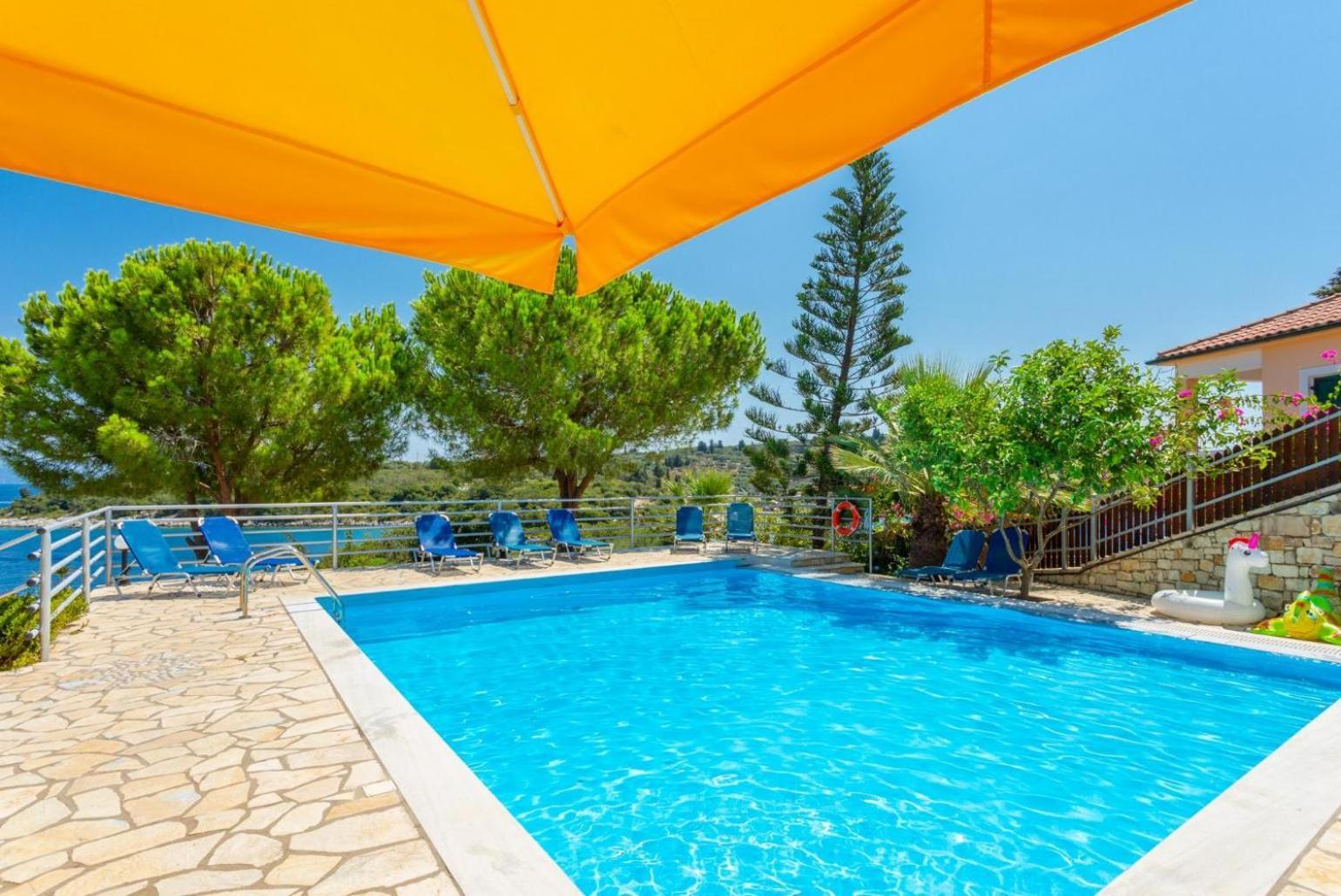 Dolphin Villa 3 Porto Ozias Екстериор снимка